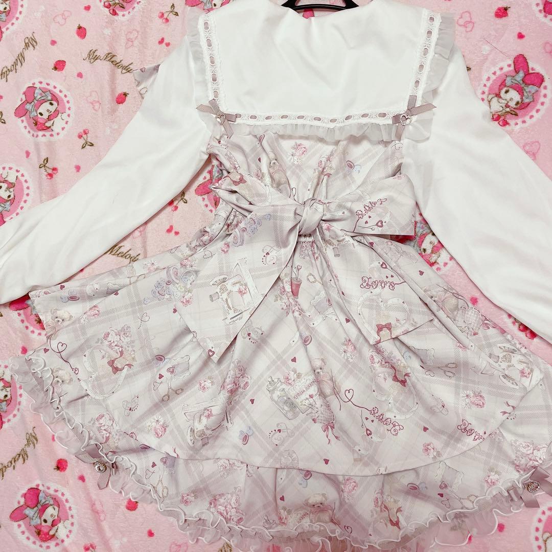 新品タグ付♡リズリサ♡ Sewing Bear柄セットアップ♡ピンク♡