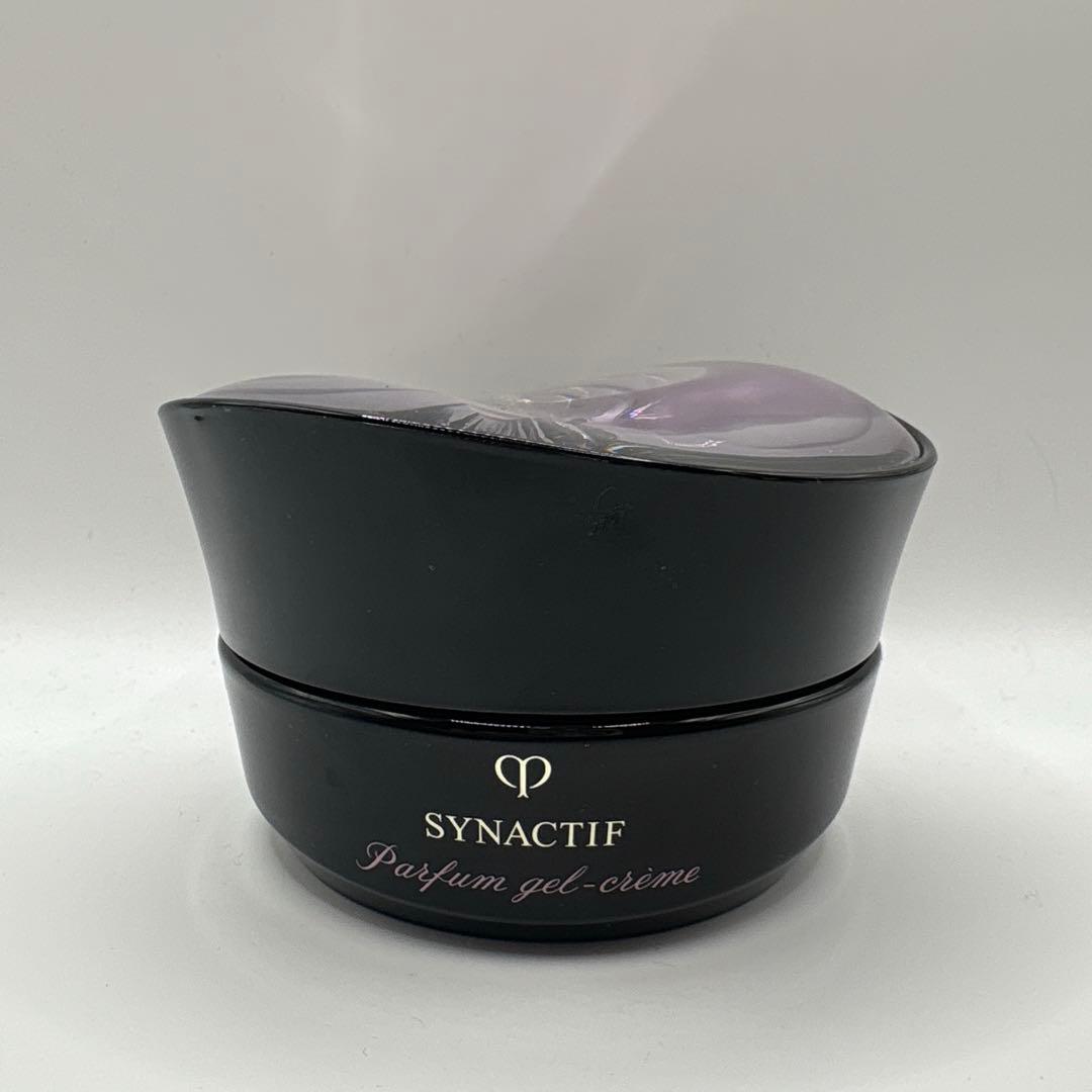 クレ・ド・ポーボーテ シナクティフ パルファンジェルクレーム