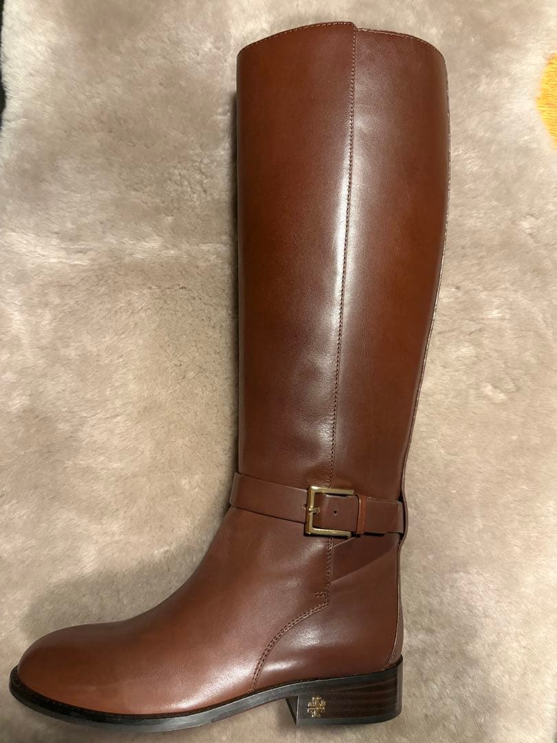 未使用トリーバーチブラウンレザー ロングブーツ ジッパー付き