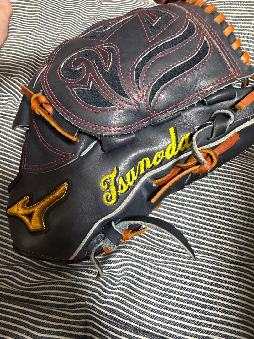 Mizuno Pro 軟式グローブ　菅野モデルを基本型としたオーダーグローブ