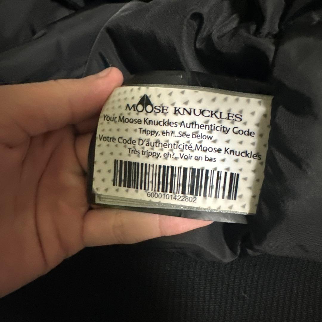 ブラックボンバージャケット ファー付き