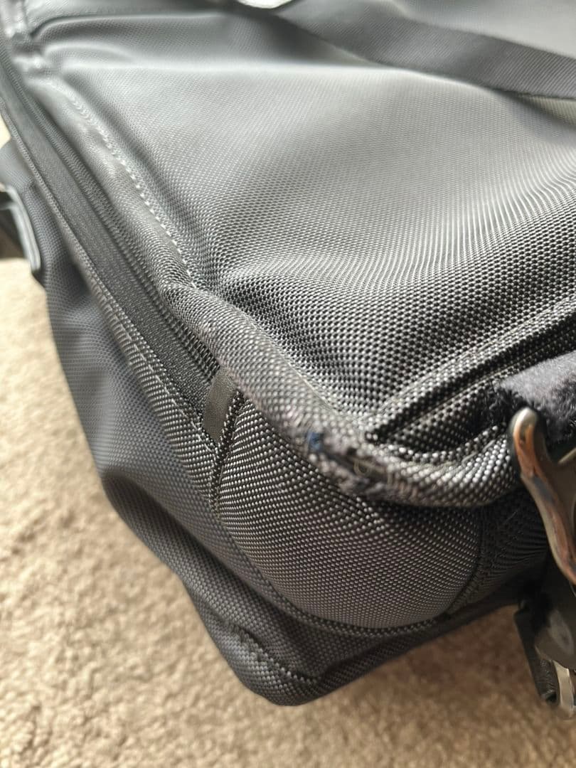 TUMI ビジネスバッグ （色:ピューター）