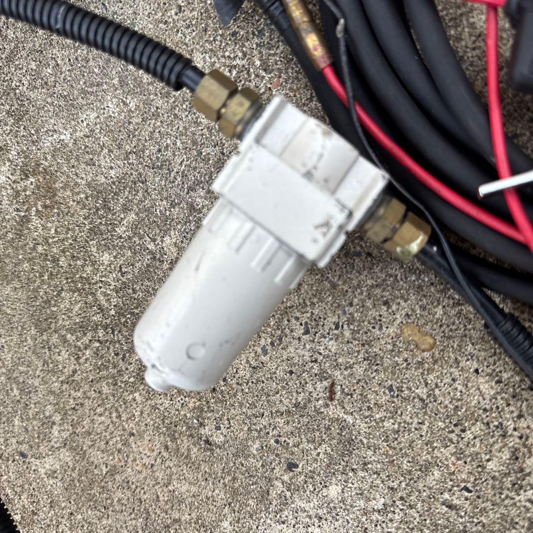 10系 アルファード エアサス ボルドワールド 電磁弁