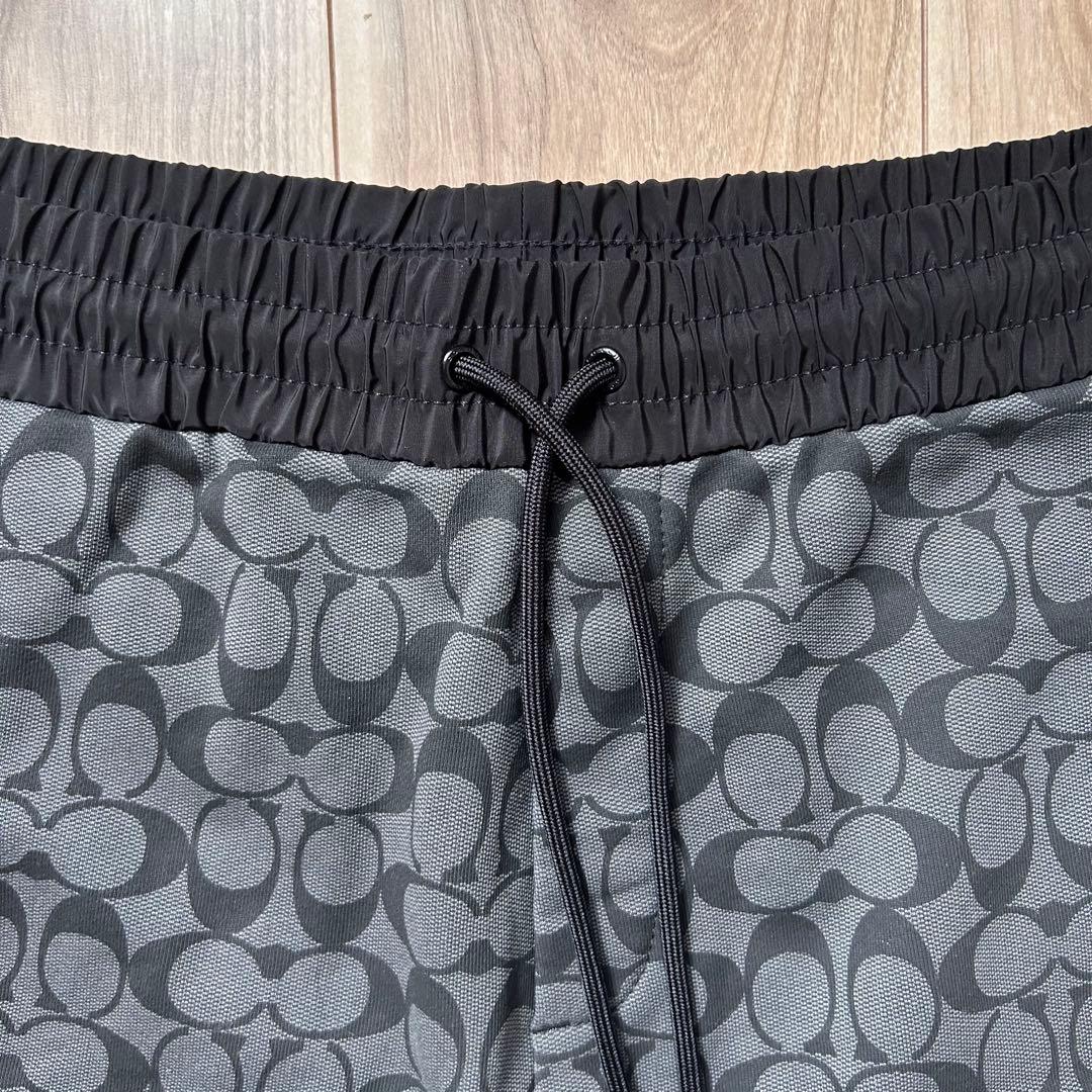 美品　コーチ　coach メンズ　ハーフパンツ　短パンショーツ　総柄　M 黒
