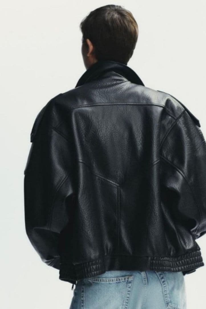 【ZARA】ザラ　フェイクレザージャケット　ブラック　XS