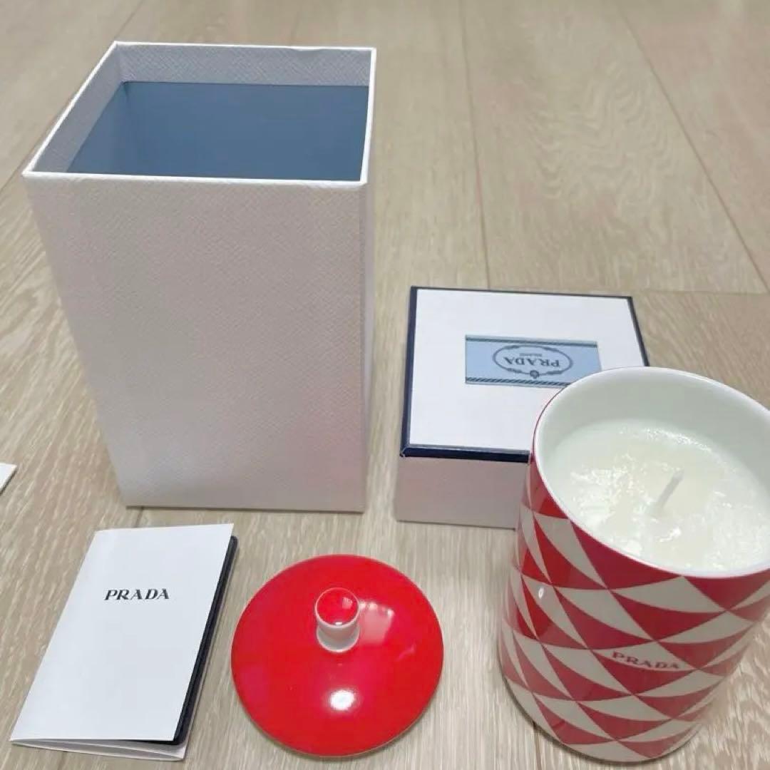 プラダ　PRADA ポーセリン アロマ キャンドル ケース トライアングル 陶器