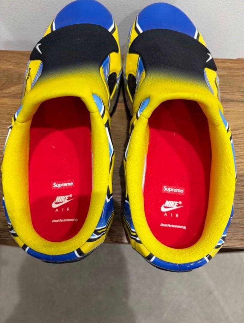 靴 supreme nike clogposite