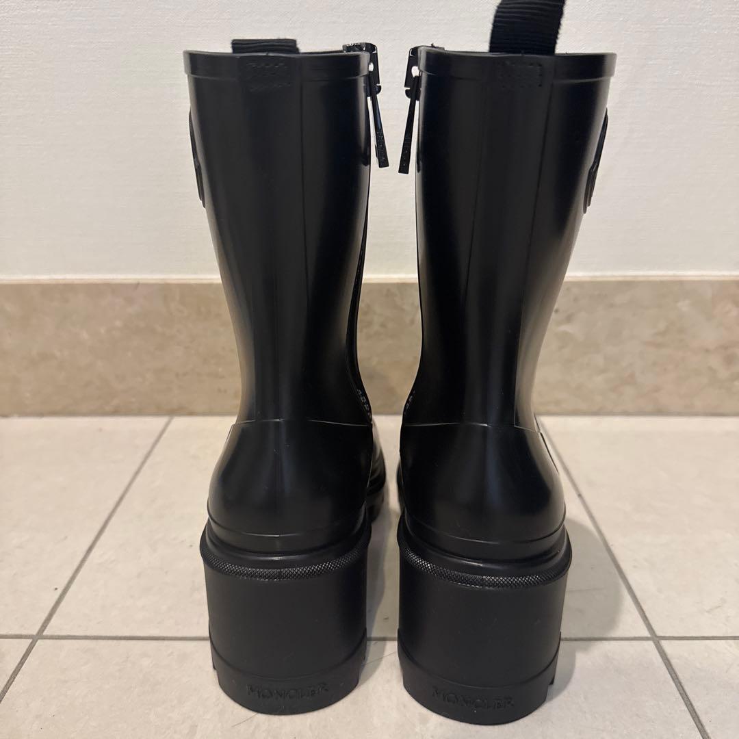 モンクレール　レインブーツ
