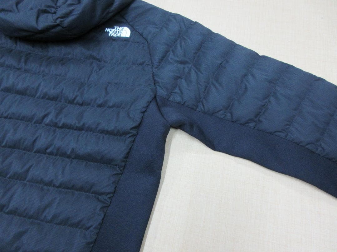 THE NORTH FACE　ノースフェイス　レッドランフーディーNY82393