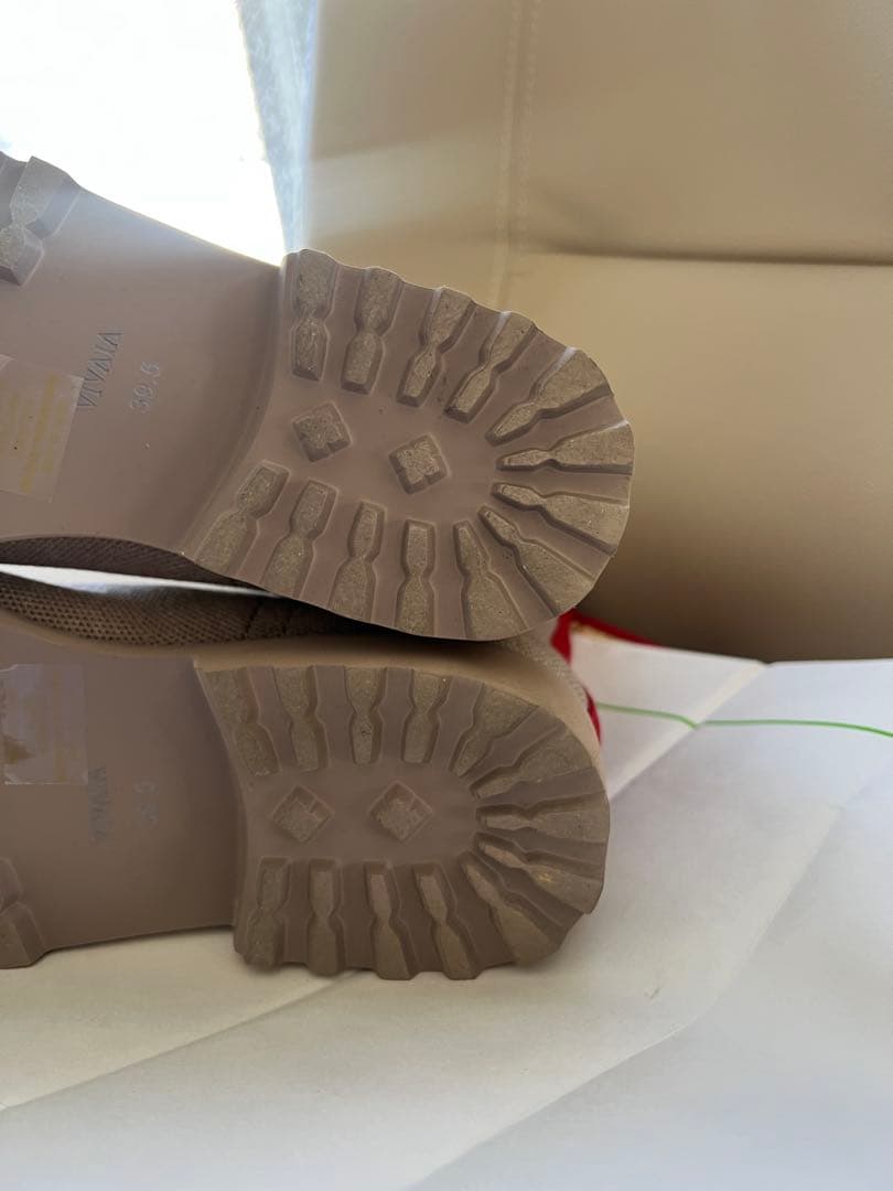 VIVAIA ラウンドトゥ 撥水加工 ラグソール アンクルブーツ