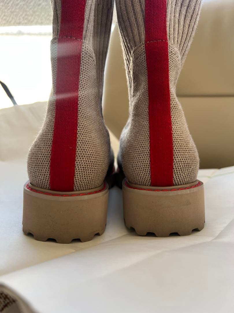 VIVAIA ラウンドトゥ 撥水加工 ラグソール アンクルブーツ