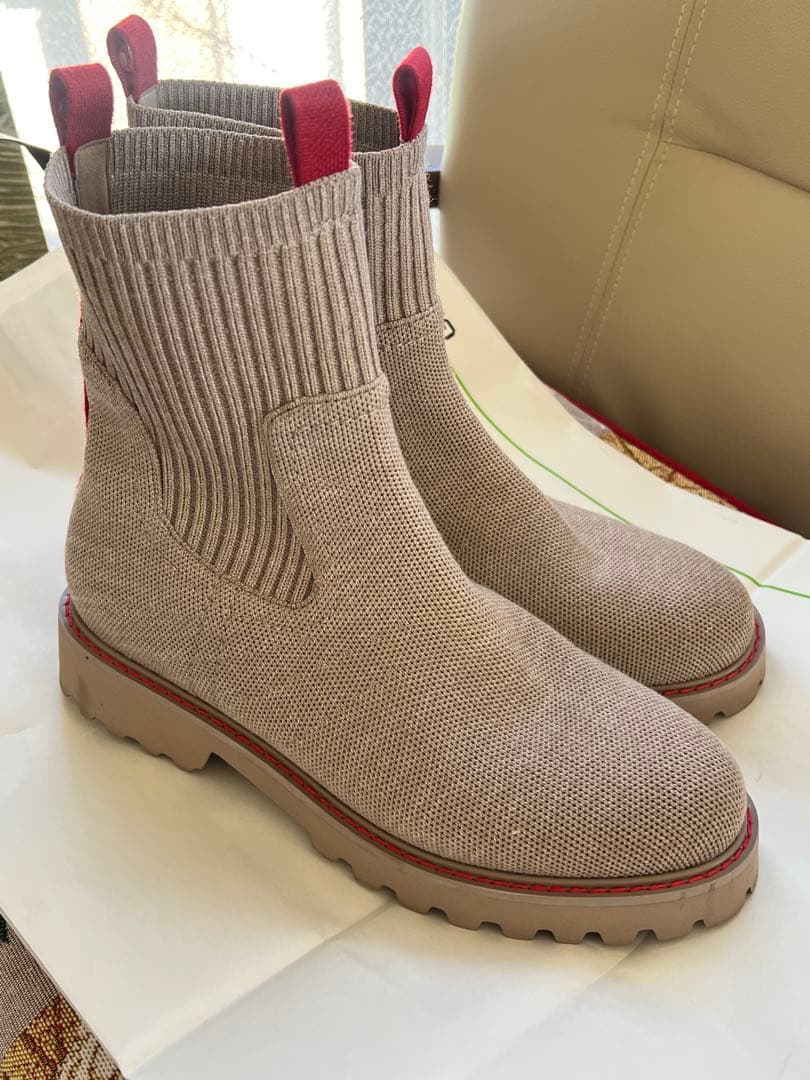 VIVAIA ラウンドトゥ 撥水加工 ラグソール アンクルブーツ