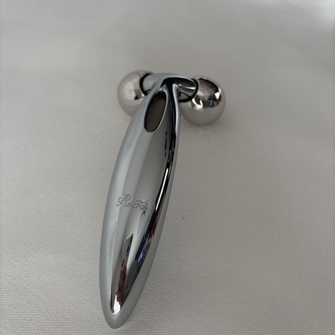 ほぼ未使用 ReFa カラットフェイス RF-CF1842B 美顔ローラー