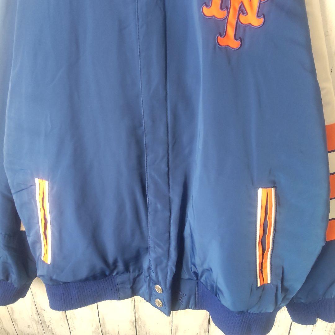 MLB メッツの刺繍ビッグロゴが映えるリバーシブル仕様の合皮スタジャン古着 XL