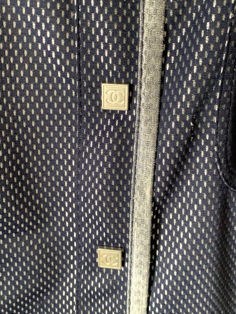 ✨CHANEL ココマークshirtブラウスお洒落で可愛い❣️