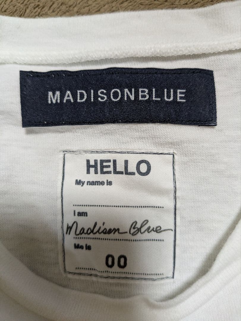 MADISONBLUE Hello Tシャツ ホワイト00