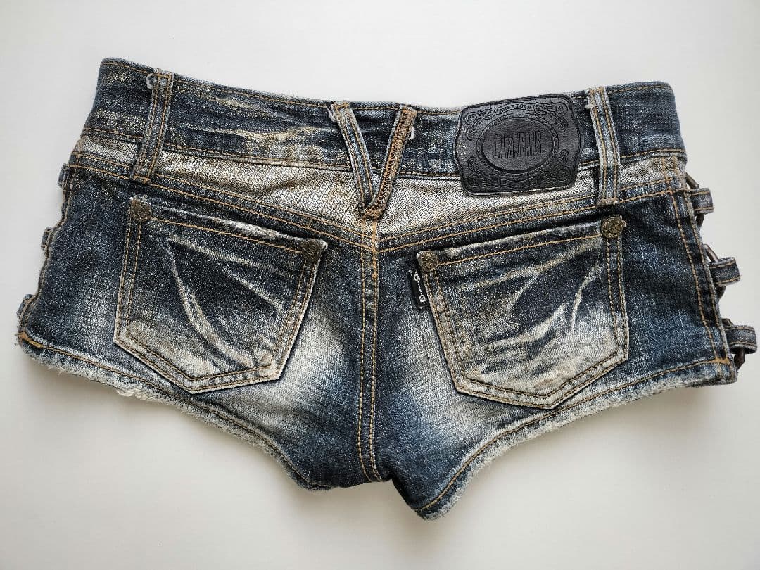 d.i.a ショートパンツ ラメ