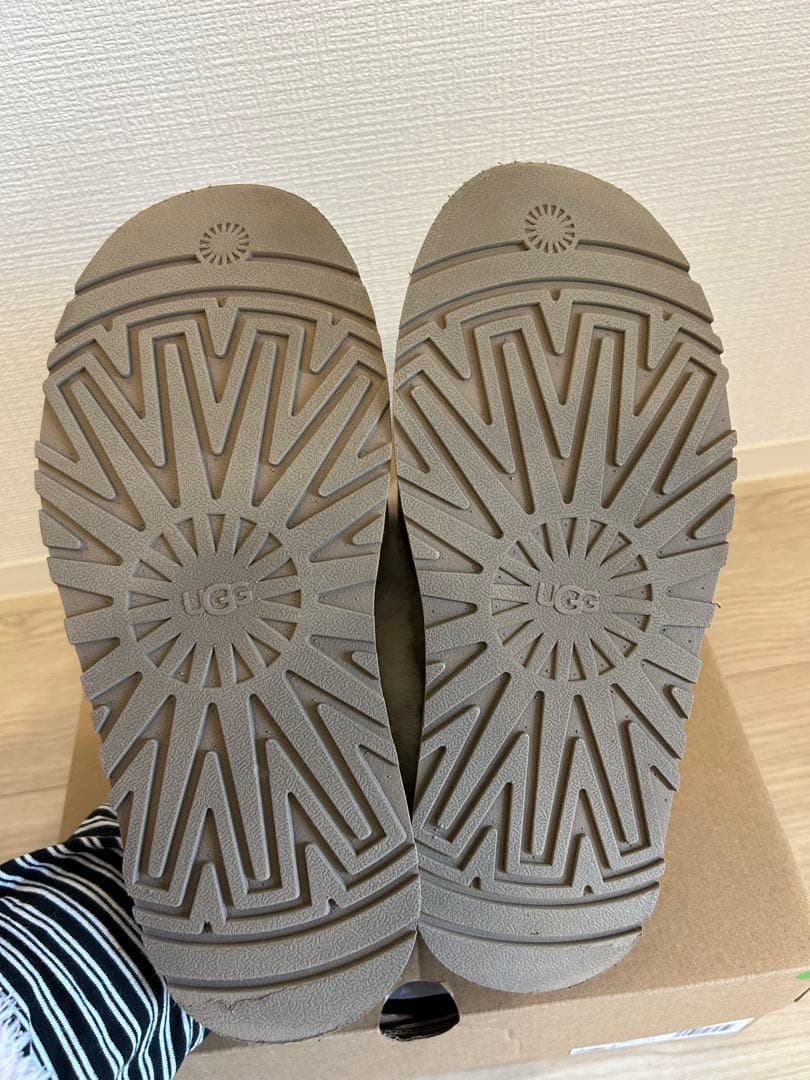 UGG ファンケット　チェスナット　25cm スリッポン　ブーツ