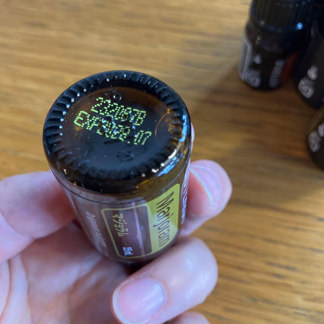 未開封　doTERRA エッセンシャルオイルセットバラ不可　参考相場36700円