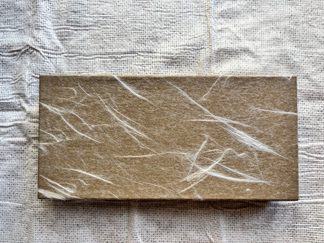 印伝 メガネケース 黒地に赤星模様　未使用　20年くらい前の物です。