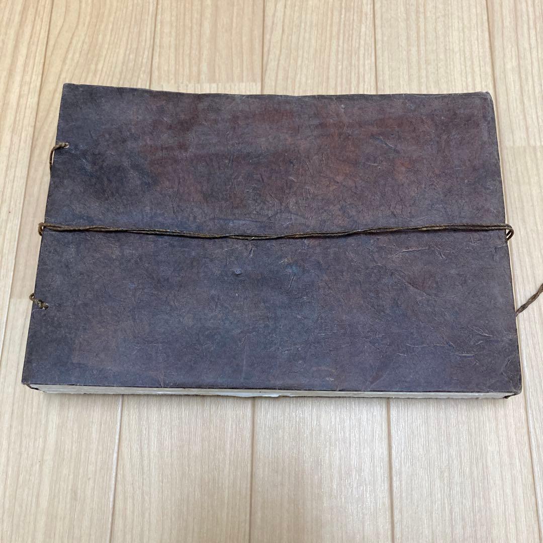 Ashes and ：Gregory Colbert