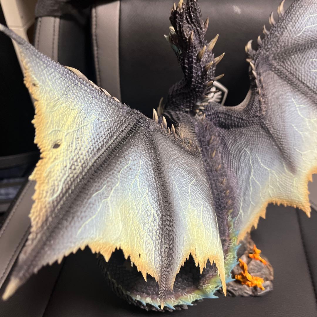 モンスターハンター アルトリオン フィギュア