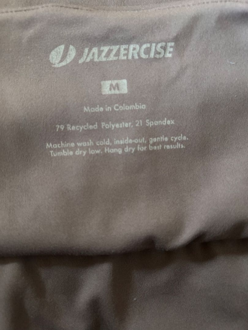 JAZZERCIZE スポーツウェアセット ベージュ