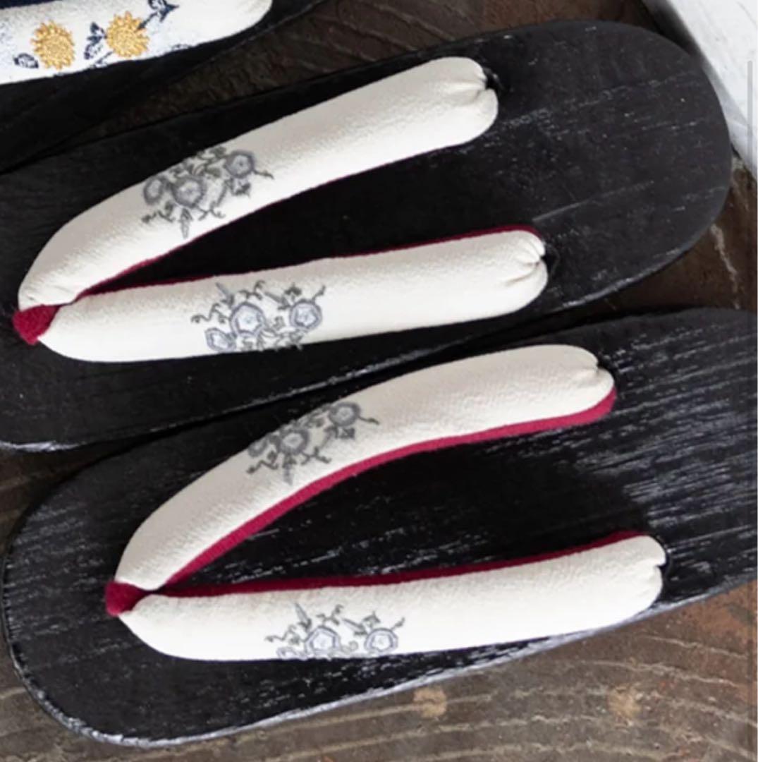 ゆかた館グレース　浴衣　サックスブルー系　帯、下駄、バンブーバック付き