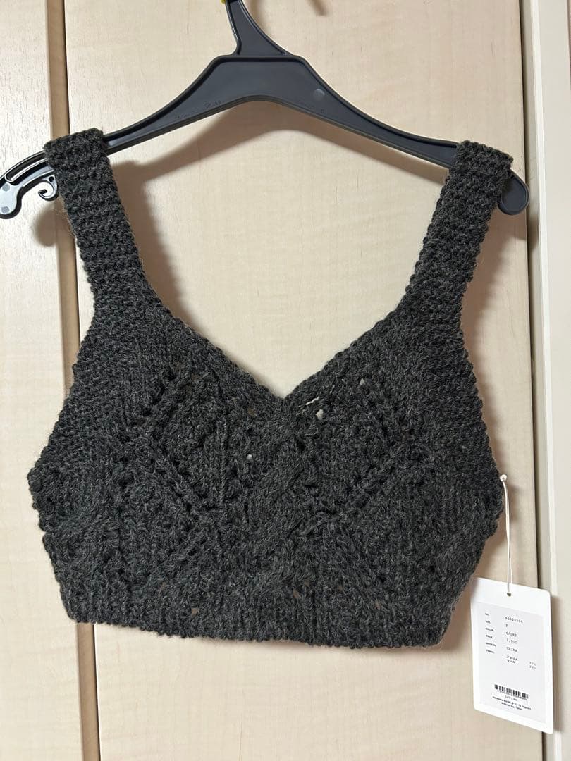 新品❗️即日発送❗️ケーブルニットビスチェ anuke アンヌーク