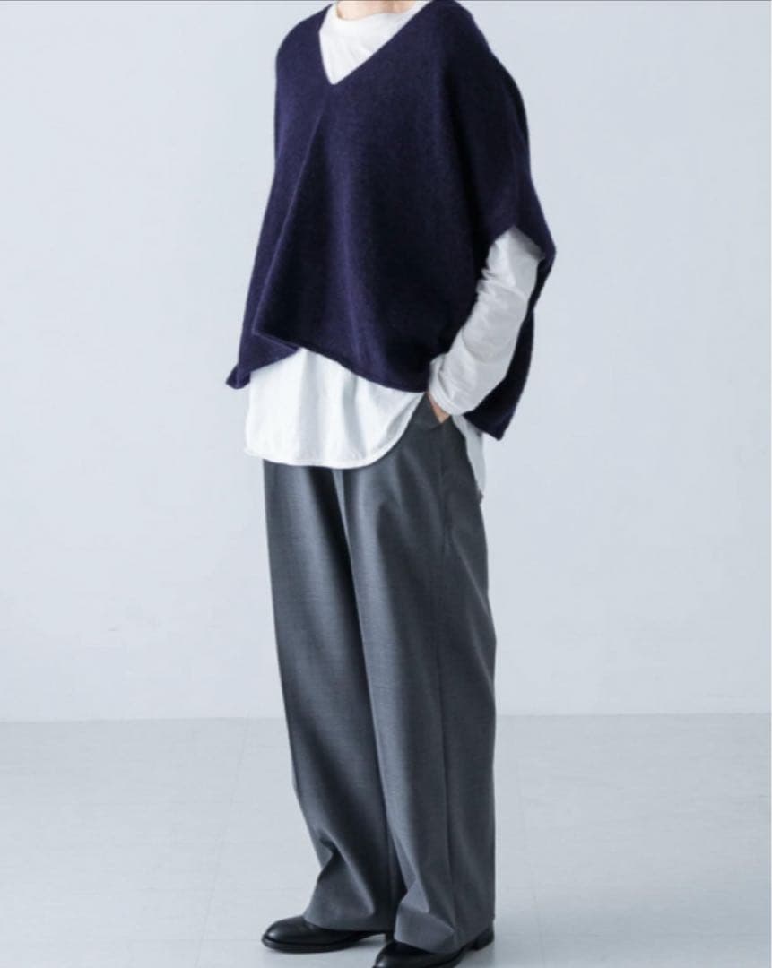 【新品・タグ付き】かぐれ　アルパカ混ワイドニットベスト　NAVY