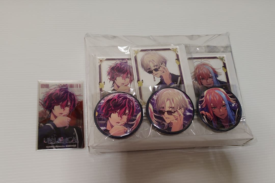 BOL限定セット　UN:LOGICAL　アンロジカル　アクスタ　カード　缶バッジ