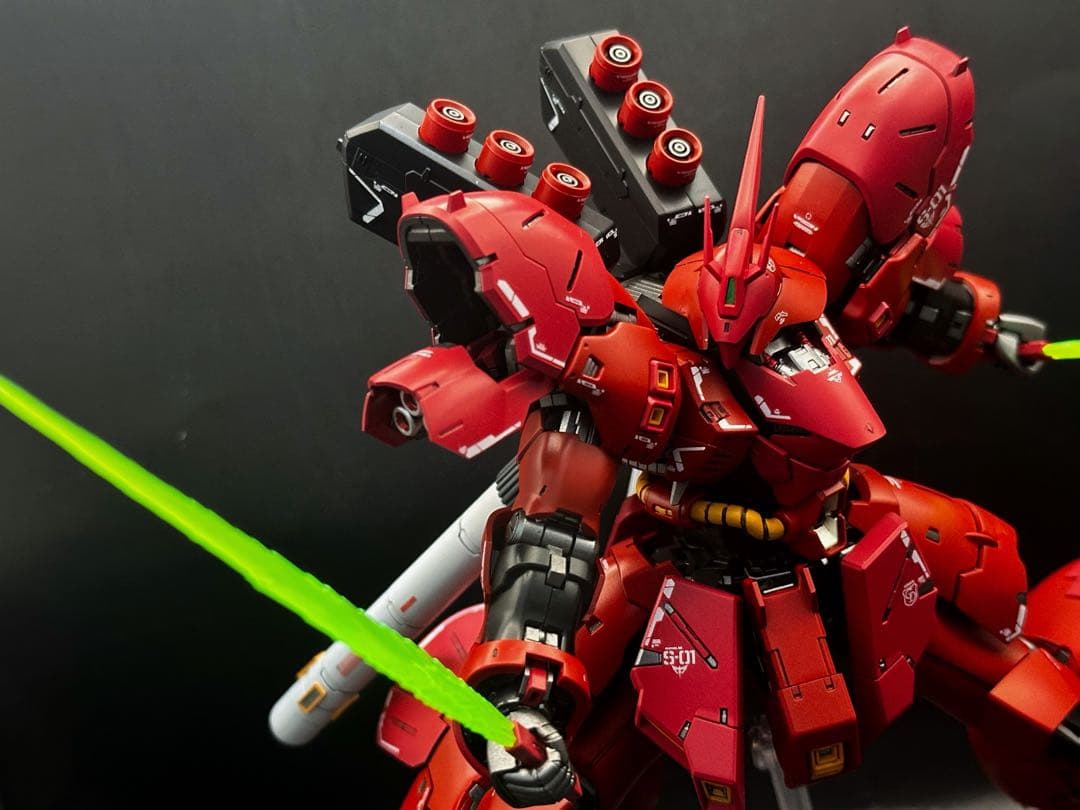 ガンプラ RG 全塗装完成品 サザビー 小改造