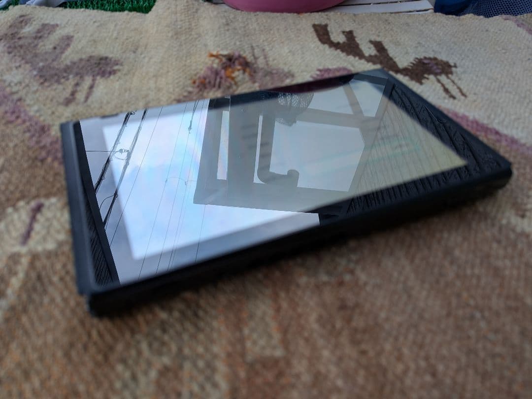 動作品　Nintendo Switch 2019年製/任天堂スイッチ　画面黄ばみ