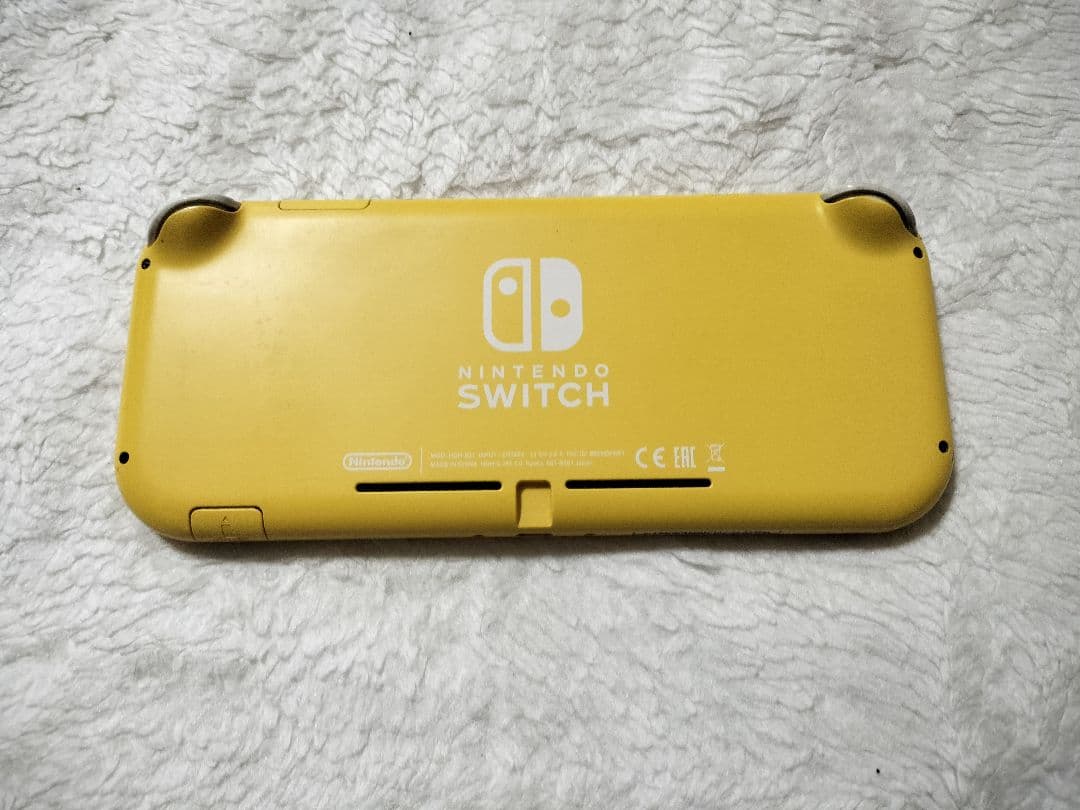 動作品Nintendo Switch Lite イエロー 本体