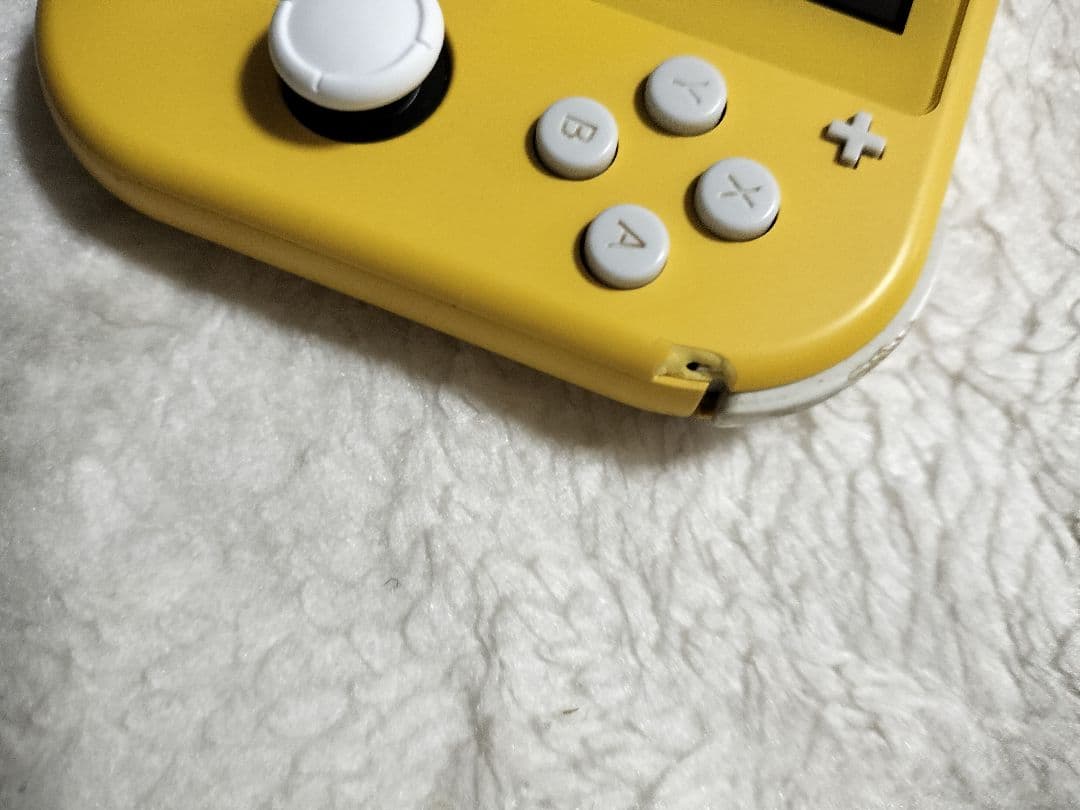 動作品Nintendo Switch Lite イエロー 本体