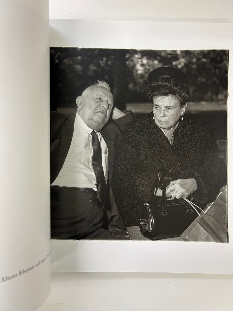 Diane Arbus ダイアン•アーバス　写真集　ドイツ語版