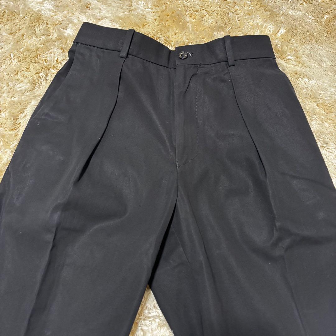 MARKAWARE マーカウェア FRONT PLEATS PEG TOP 1