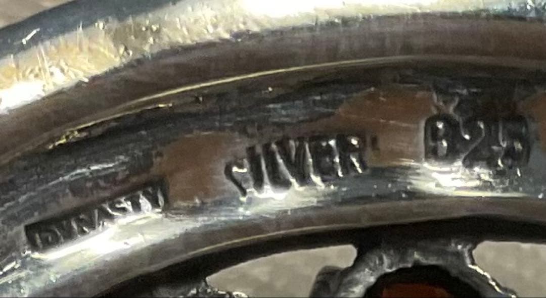 お値下げDynasty ヴィンテージ ガーネット シルバーブローチ