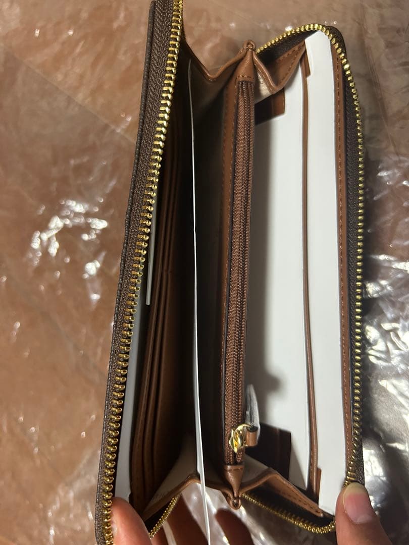 [1/30までお値下げ]MICHAEL KORS ブラウン長財布