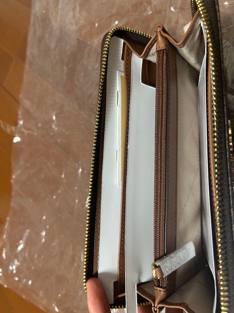 [1/30までお値下げ]MICHAEL KORS ブラウン長財布