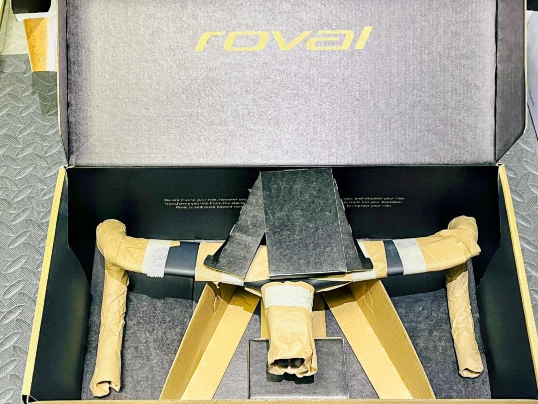 【未使用】ROVAL RAPIDE COCKPIT 90mm x 400mm