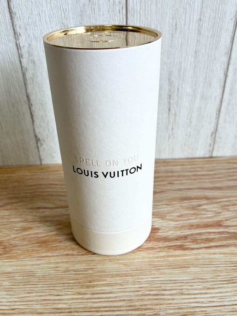 【定価:48,400円】LOUIS VUITTON SPELL ON YOU