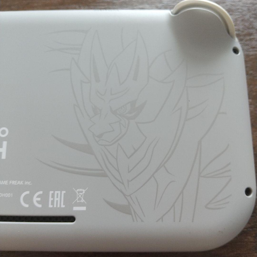 スイッチライト ポケモンデザイン