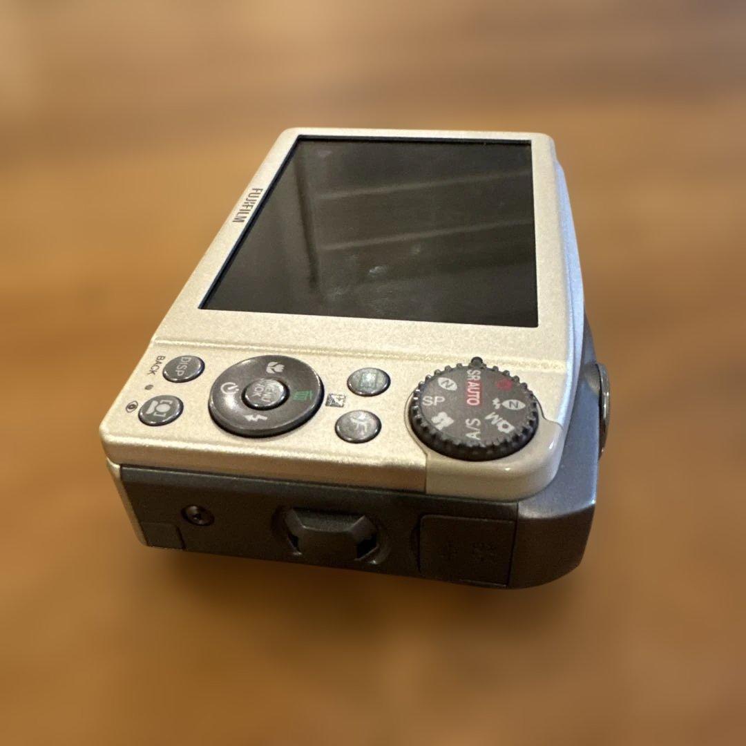 【美品】デジカメ FUJIFILM FINEPIX F60 fd 動作確認済み