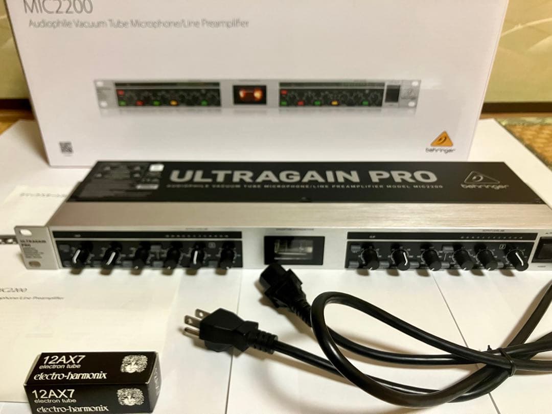 Behringer ULTRAGAIN PRO MIC2200 本体+真空管