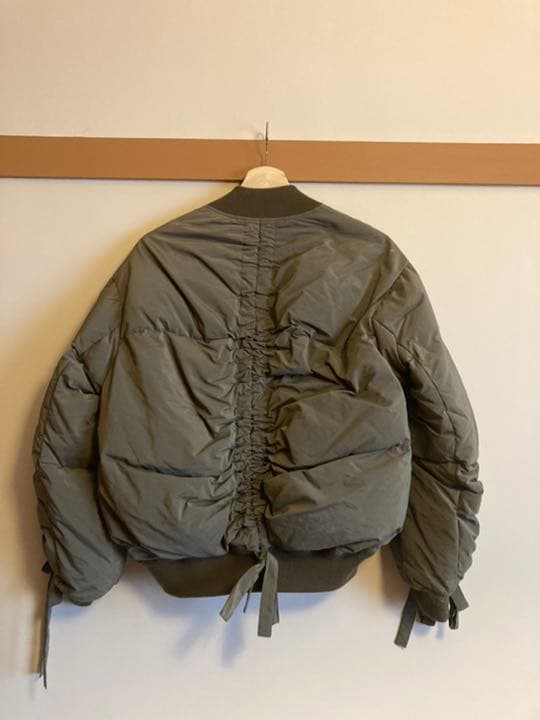 FRAY I.D（フレイ アイディー）MA1 ダウンジャケット　カーキ