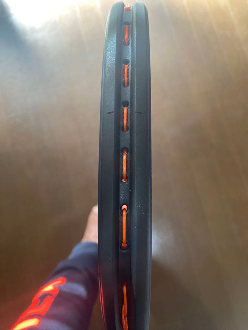 美品　YONEX 新色ミッドナイトネイビー、パーセプト 100 G3