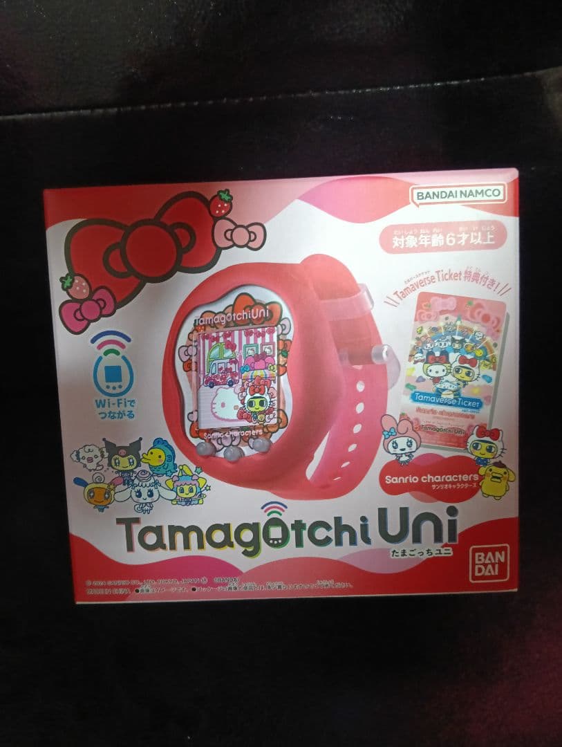 【新品未開封】たまごっちユニ　サンリオキャラクターズ　【オマケ付き】　キティ