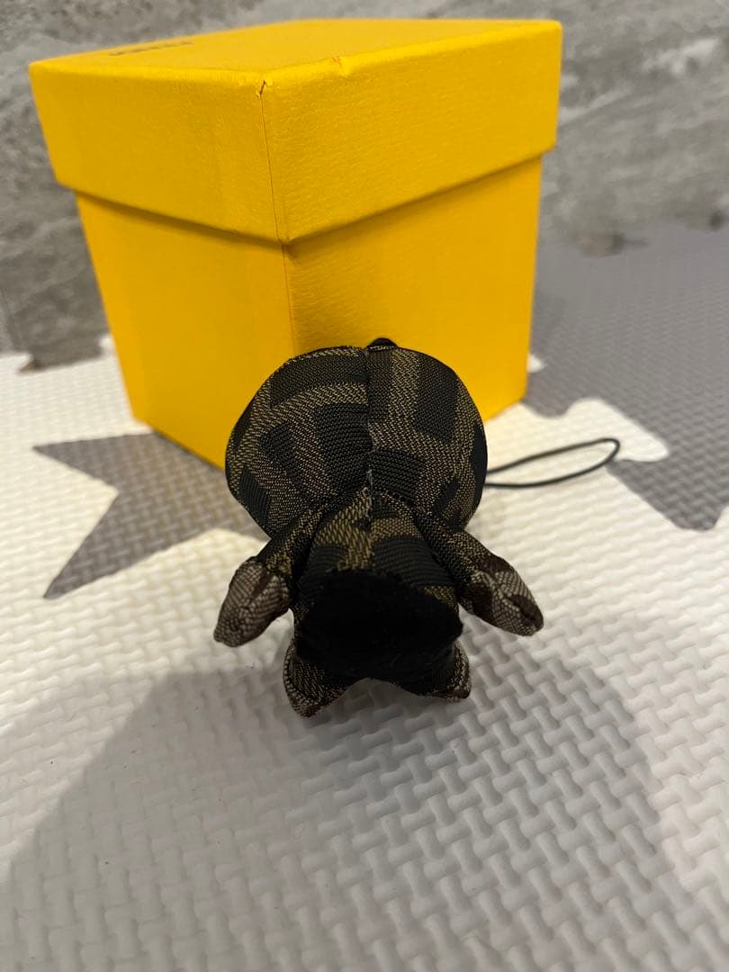 【未使用品】フェンディ　アベイシングエイプ　マイロ　コラボ　限定　ストラップ