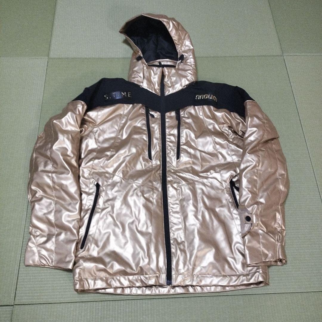 ゴールド フード付き スキーウェア